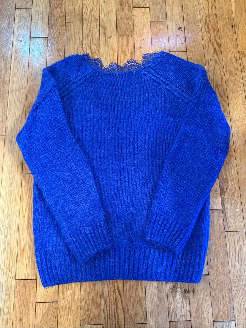 Zara Royal Blue V-Neck Lace-Trim Sweater #764 - Picture 2 of 8